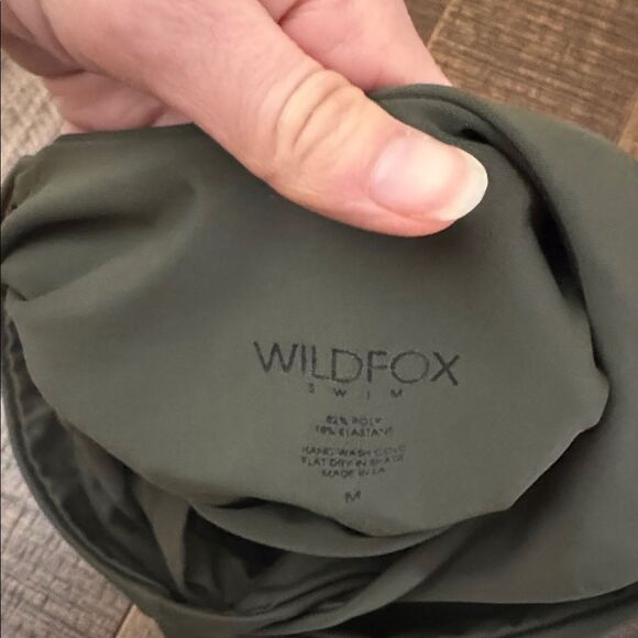 NWT WILDFOX candice one piece swimsuit in olive Women's Medium - Picture 8 of 10